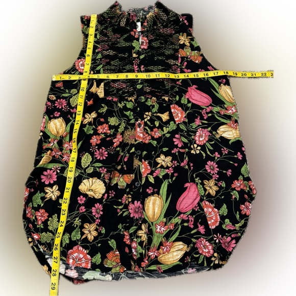Akemi + Kin Anthropologie Floral Sleeveless top - Picture 5 of 6